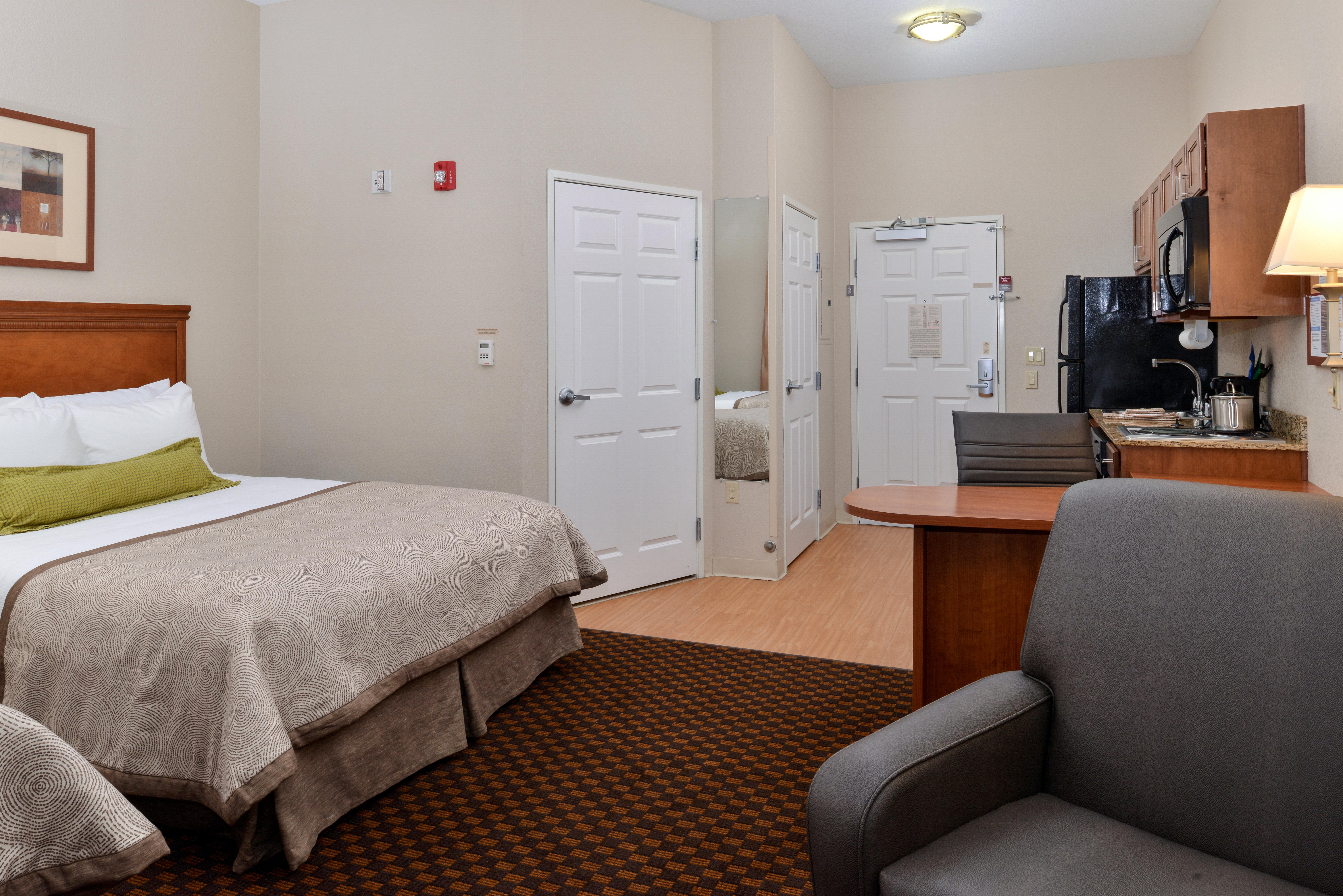 Candlewood Suites Turlock By Ihg Extérieur photo