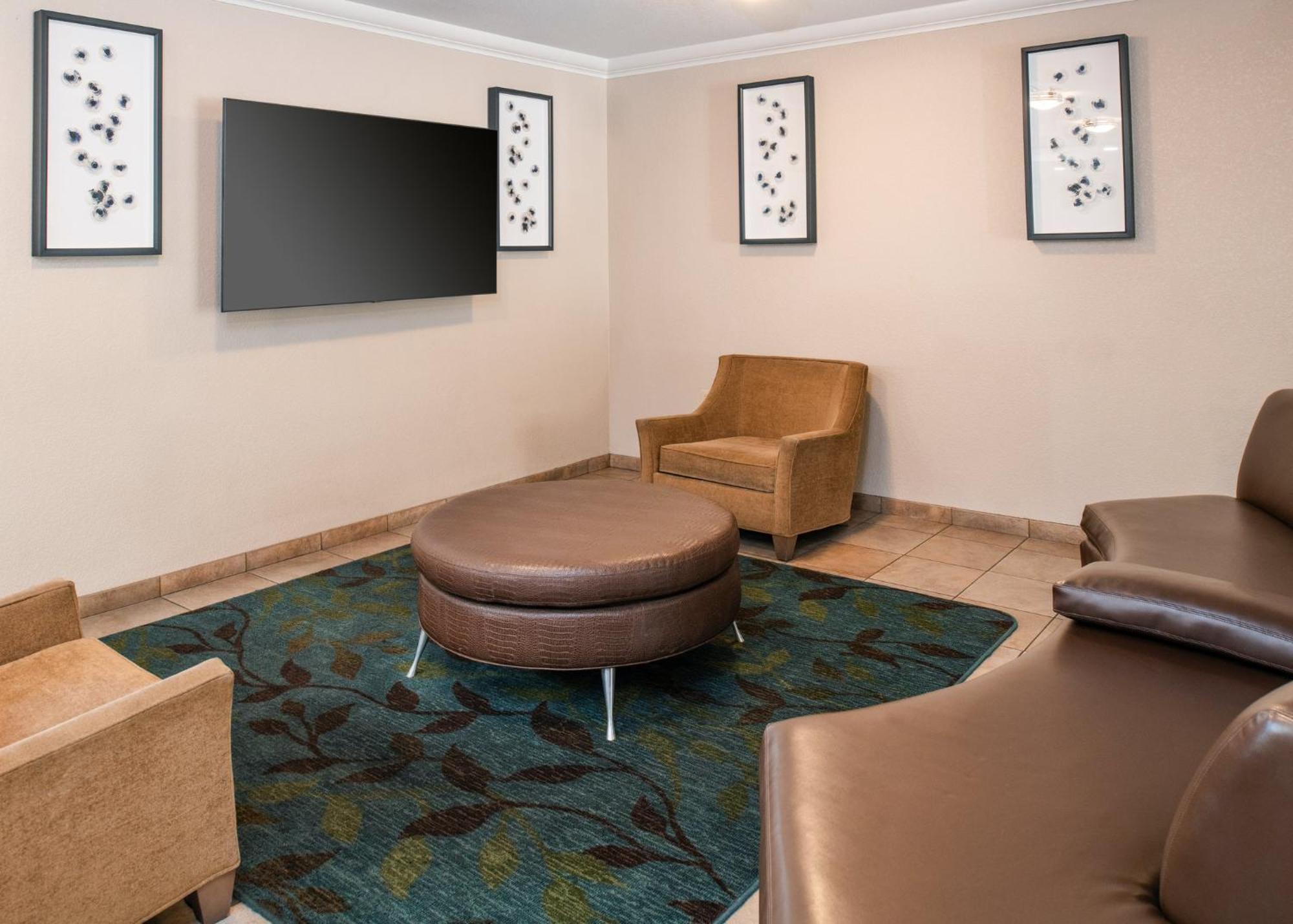 Candlewood Suites Turlock By Ihg Extérieur photo