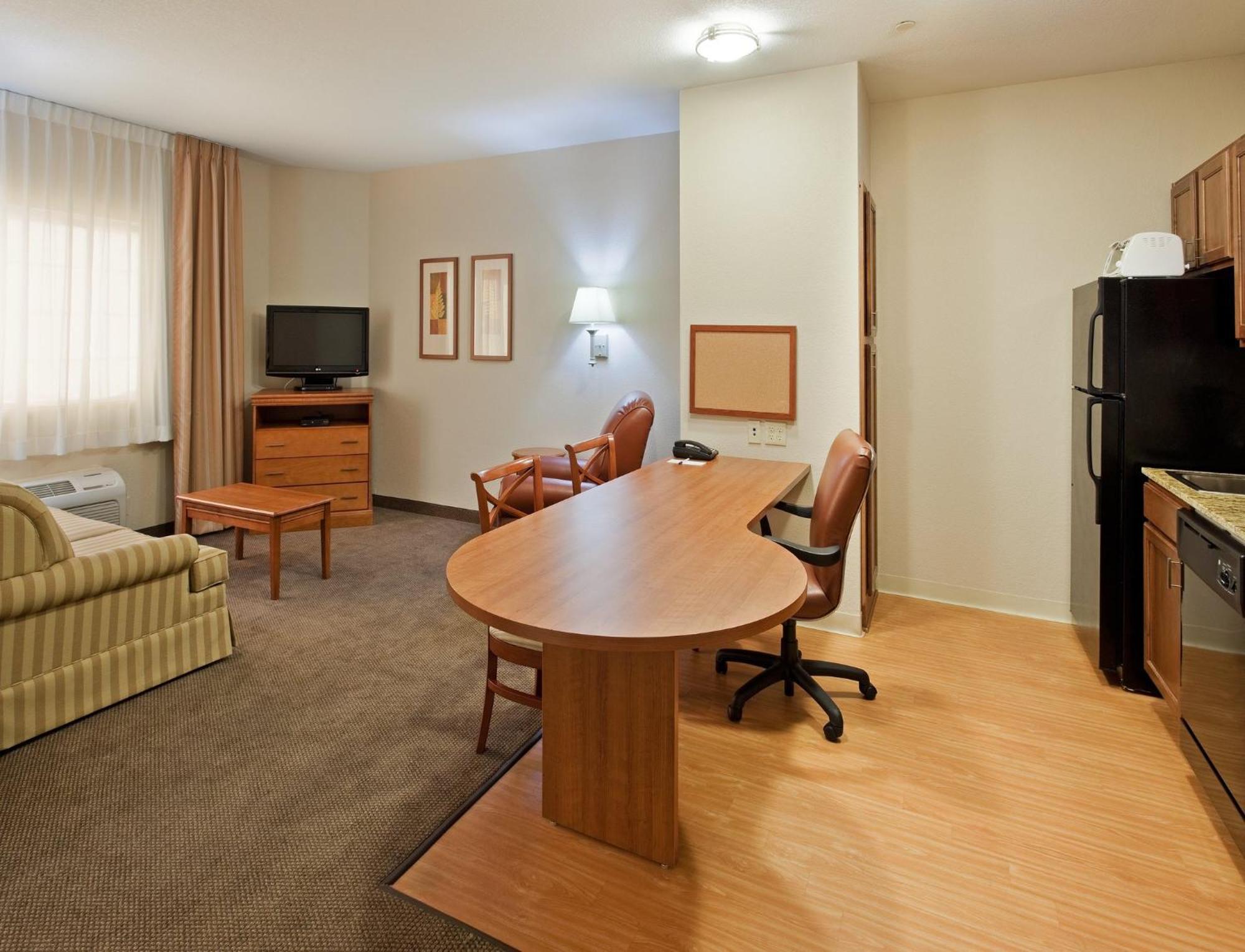 Candlewood Suites Turlock By Ihg Extérieur photo